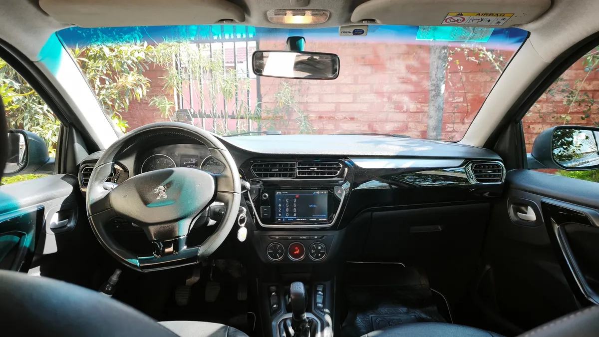 Peugeot 301 1.6 Allure Hdi 92 Mt Diesel año 2020