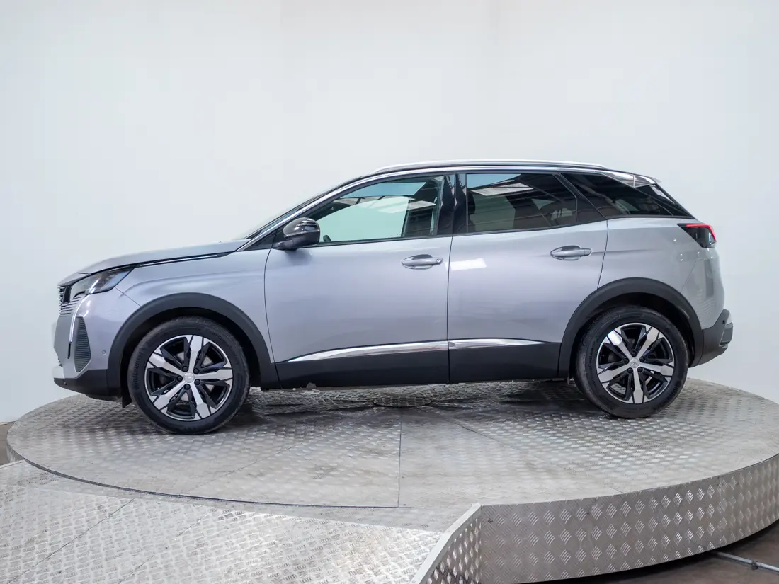 Peugeot 3008 3008 1.5 Allure Pack Bluehdi 130 At Diesel año 2023