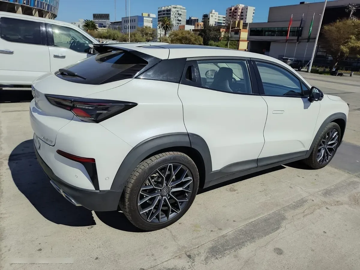 Changan Uni-T 1.5 Elite At año 2024
