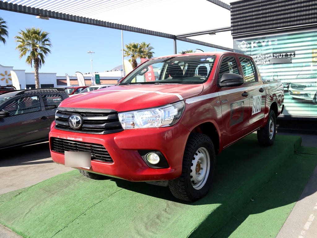 Toyota Hilux 2.4 Dx 4x2 Mt año 2022