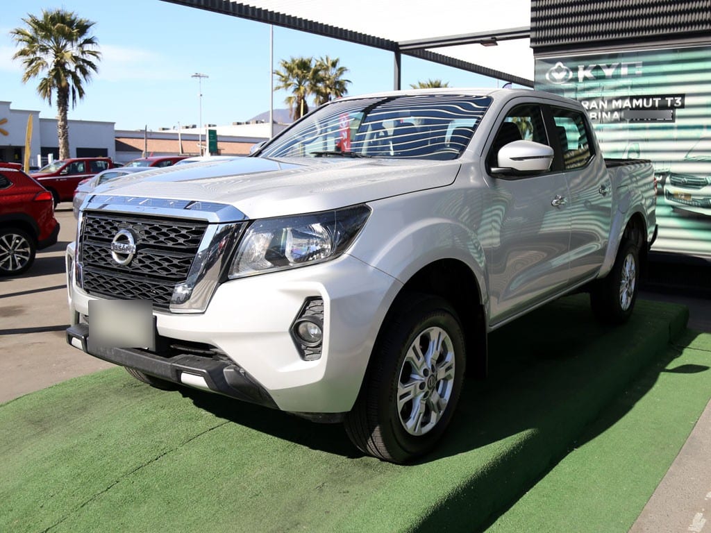 Nissan Navara 2.3 At 4x4 Diesel año 2022