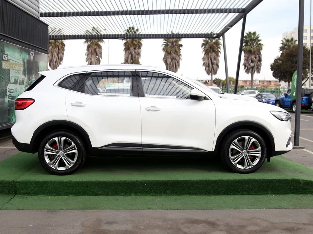 MG Hs 2.0 Trophy At 4x4 año 2023