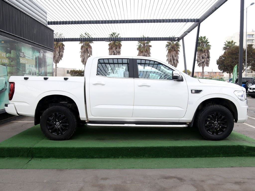 ZX Auto Terralord 2.5 Lux Plus Mt 4x2 Diesel año 2023