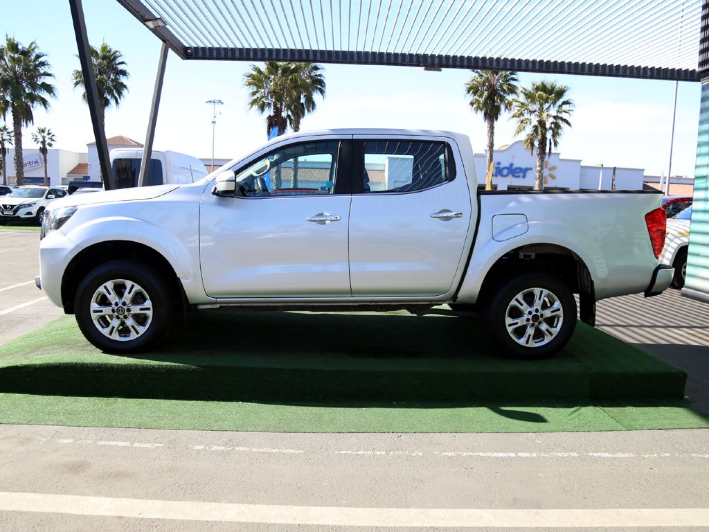 Nissan Navara 2.3 At 4x4 Diesel año 2022