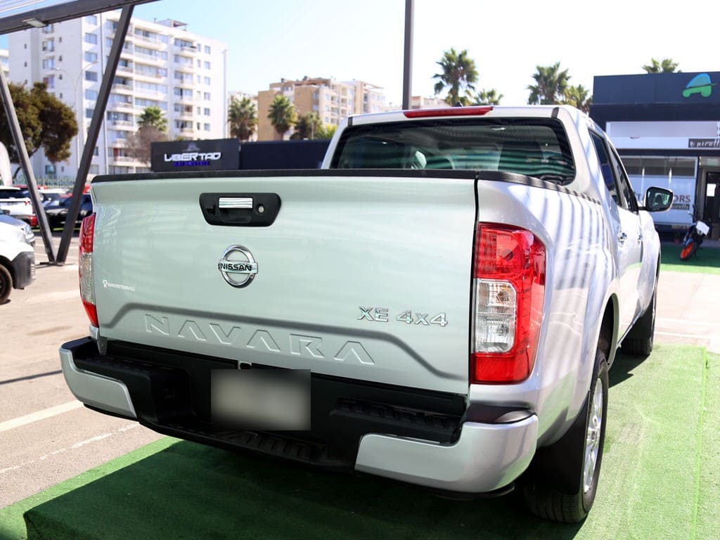 Nissan Navara 2.3 At 4x4 Diesel año 2022