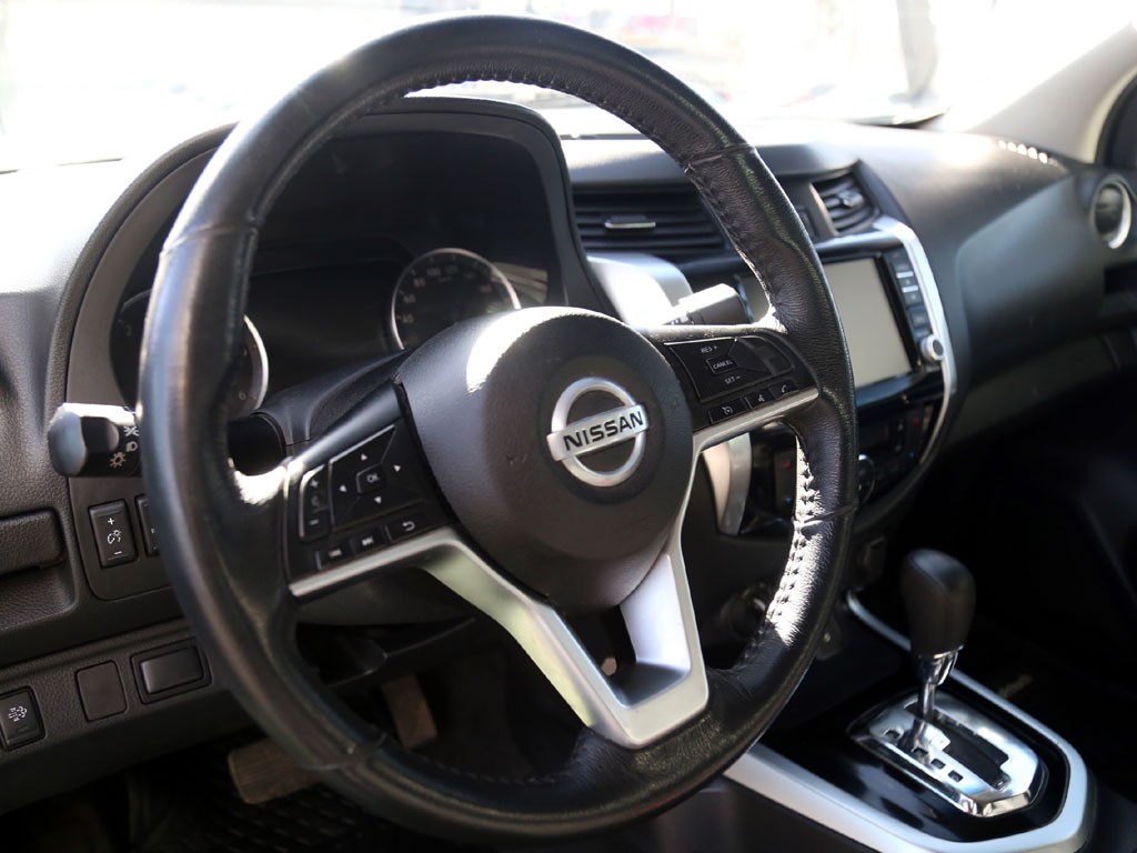 Nissan Navara 2.3 At 4x4 Diesel año 2022