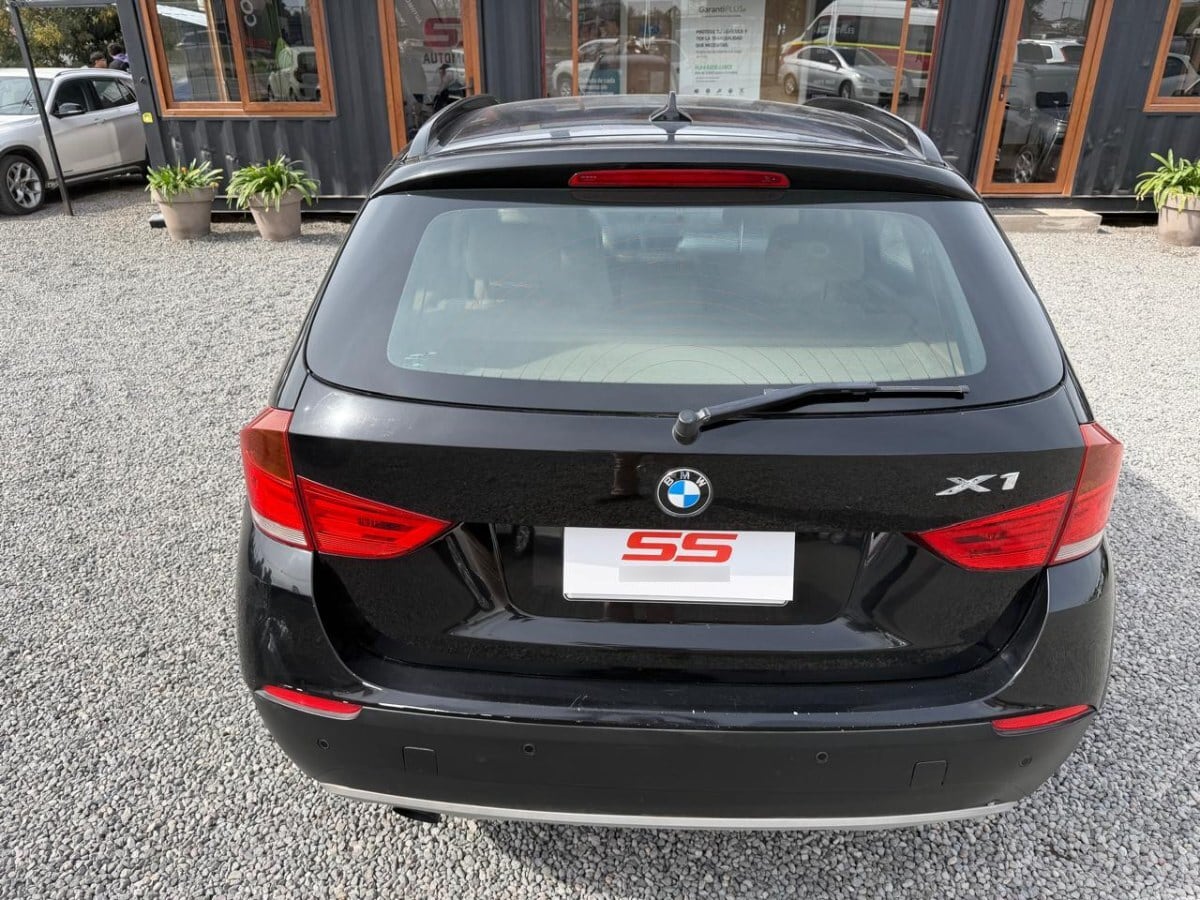 BMW X1 Xdrive 18i Standard 2.0 año 2011