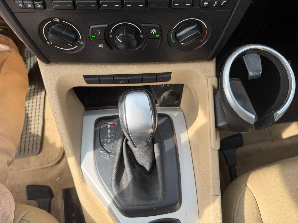 BMW X1 Xdrive 18i Standard 2.0 año 2011