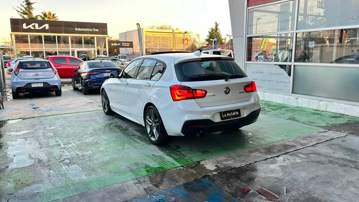 BMW 118d 2.0 M Sport Diesel At 5p año 2019