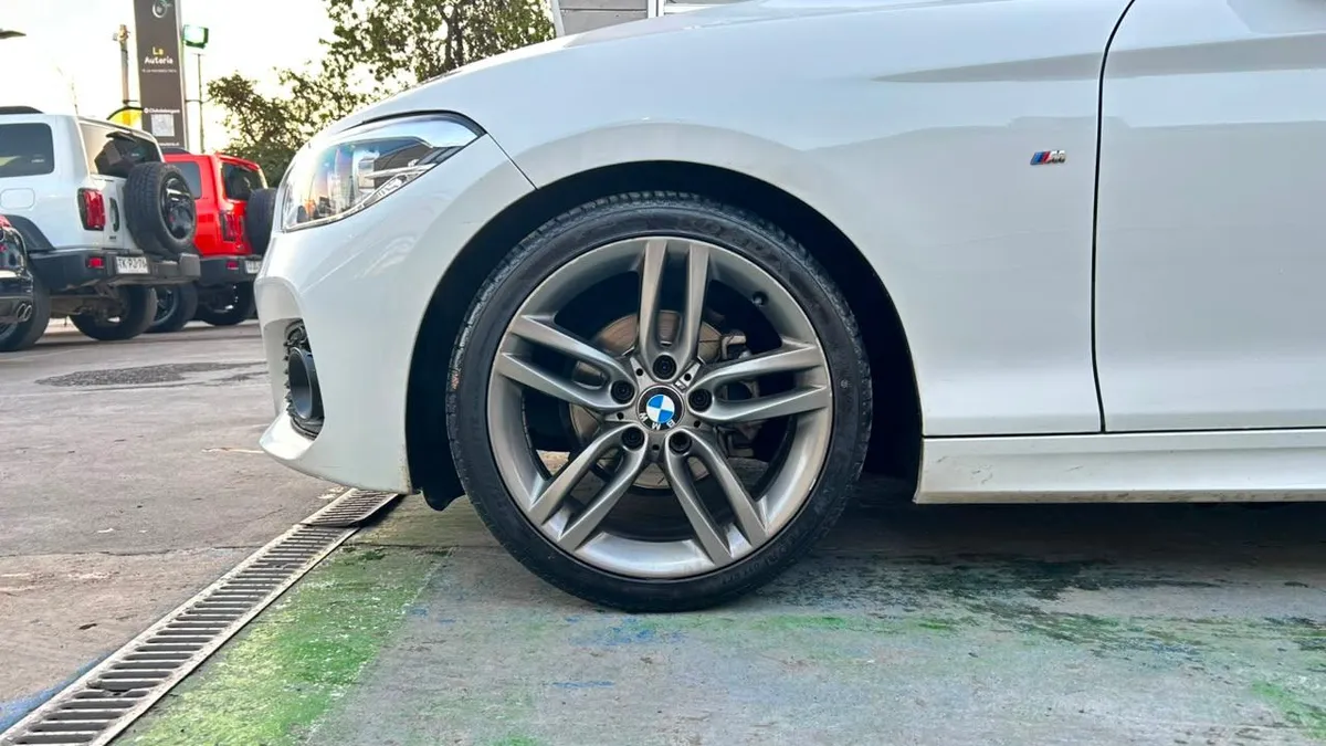 BMW 118d 2.0 M Sport Diesel At 5p año 2019
