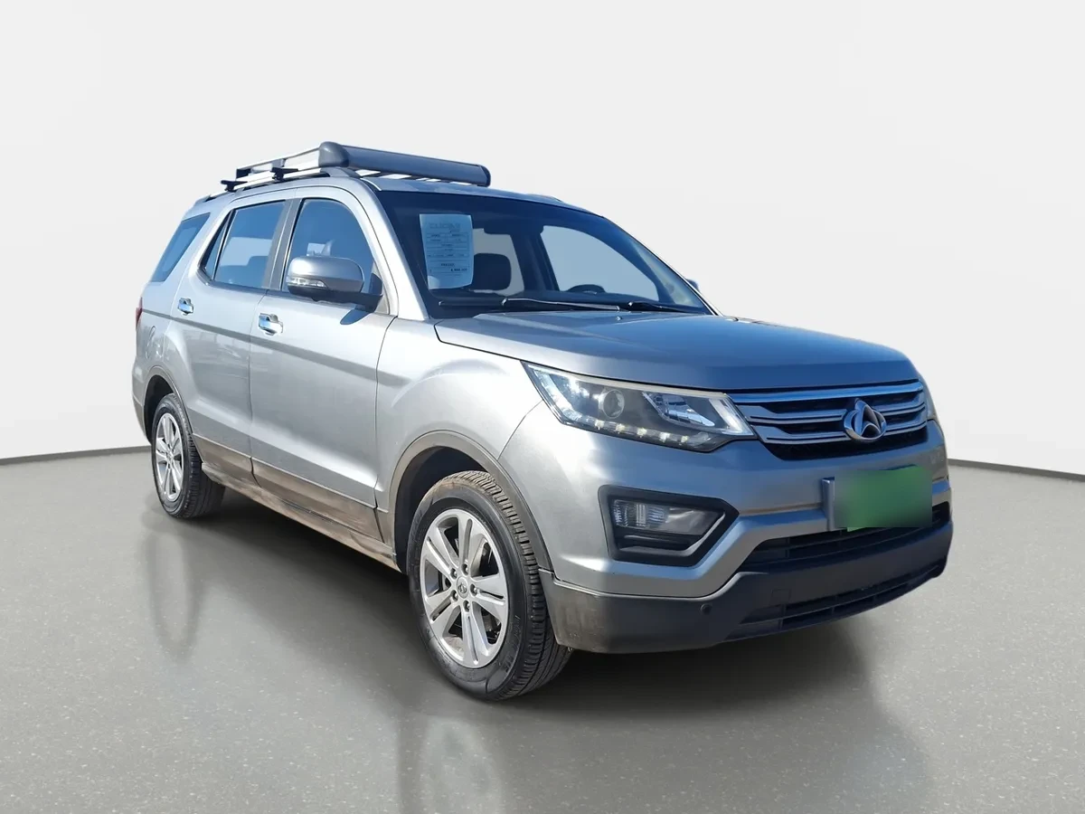Changan Cx70 1.6 Luxury Connect 4x2 Mt 5p año 2018