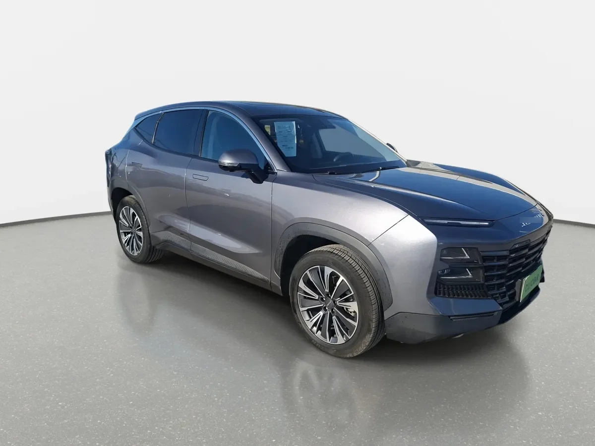 Jetour Dashing 1.5t Lux 4x2 Mt 5p año 2025