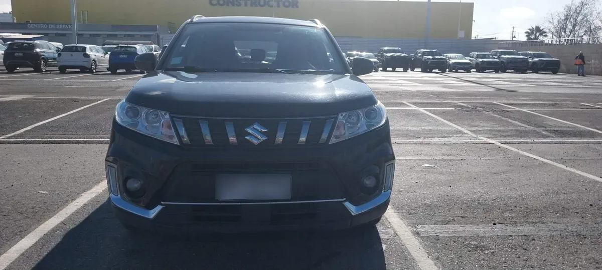 Suzuki Vitara 1.6 Glx 2wd Mt 5p año 2023