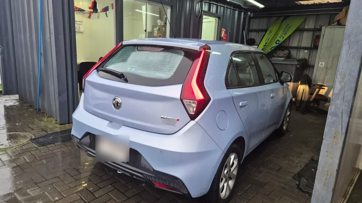 MG Mg 3 1.5 Std Plus 2wd Hb Mt 5p año 2025
