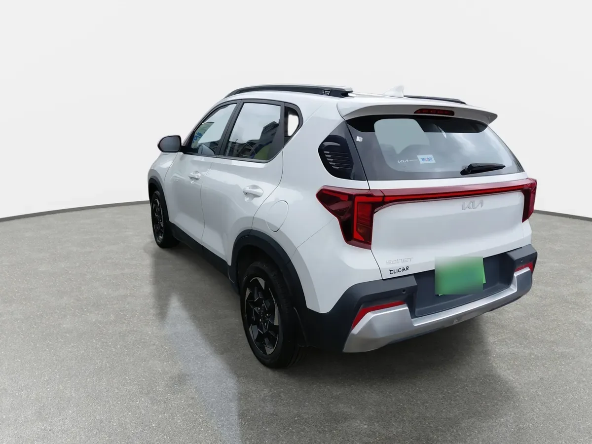 Kia Sonet 1.5 Ex 4x2 Ivt Ri At 5p año 2025