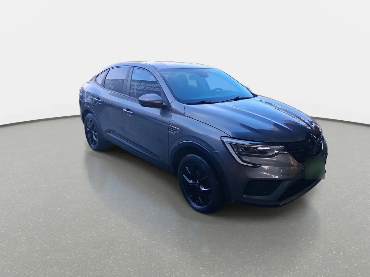 Renault Arkana 1.3l Life 4x2 At 5p año 2022