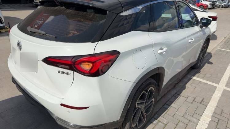 MG One 1.5t Dlx 4x2 Cvt At 5p año 2023