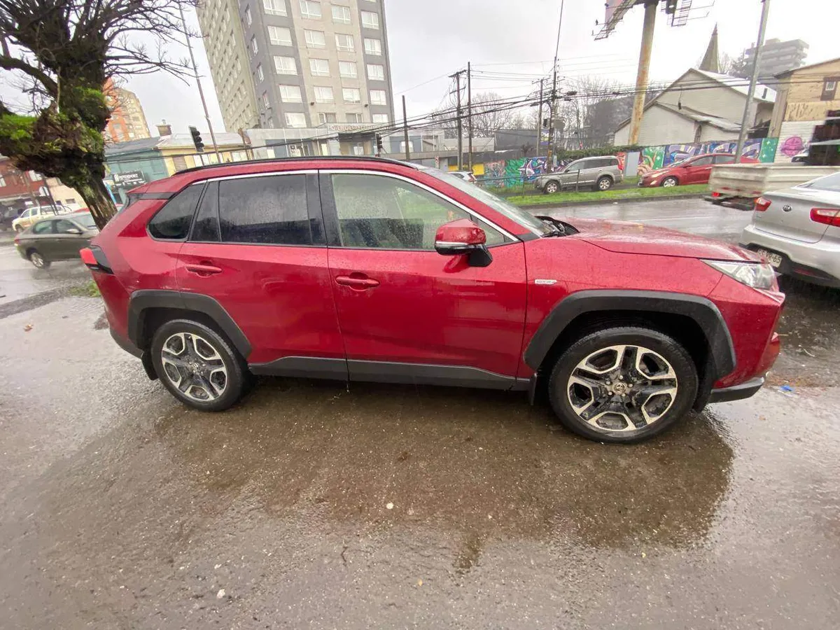 Toyota Rav 4 2.5 Adventure 4x4 At 5p año 2020