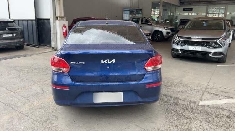 Kia Soluto 1.4 Lx 4x2 E6 Mt 4p año 2025