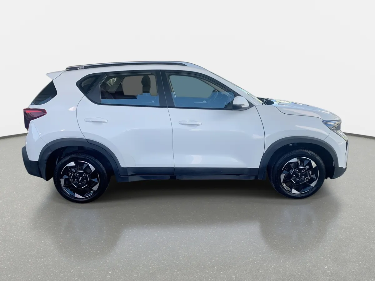 Kia Sonet 1.5 Ex 4x2 Ivt At 5p año 2025