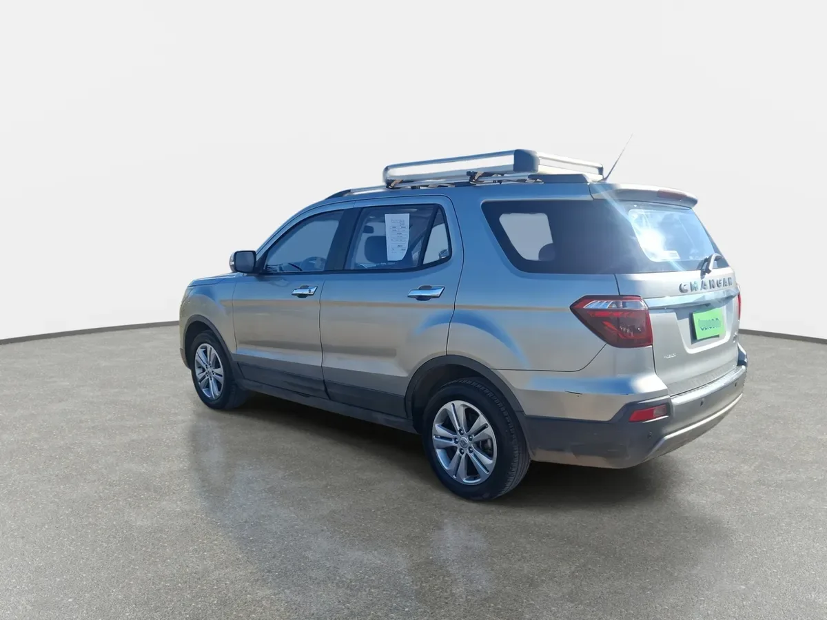 Changan Cx70 1.6 Luxury Connect 4x2 Mt 5p año 2018