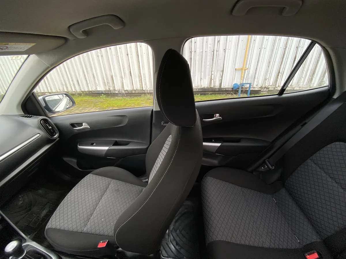 Kia Morning 1.0 Ex 4x2 5mt 5p año 2025