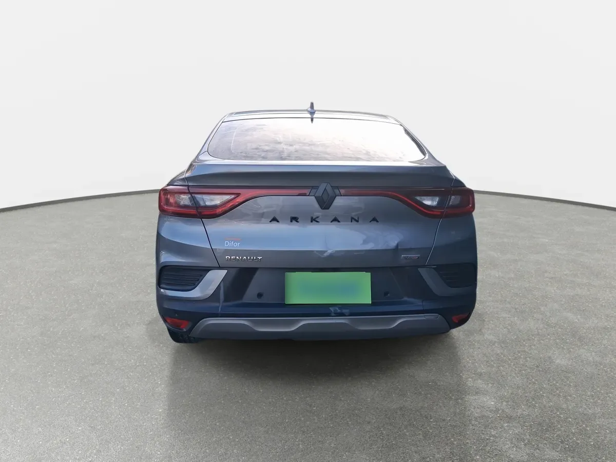 Renault Arkana 1.3l Life 4x2 At 5p año 2022
