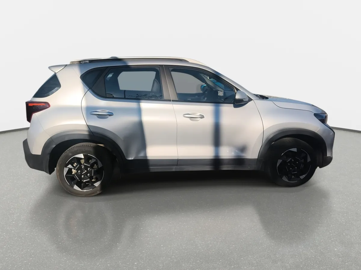 Kia Sonet 1.5 Ex 4x2 Ivt At 5p año 2025