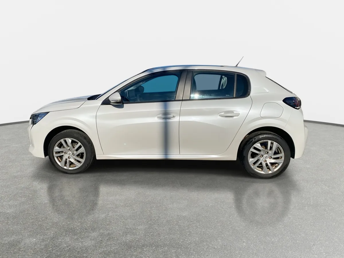 Peugeot 208 1.2 Style Puretech 75 Euro 6 Mt 5p año 2023