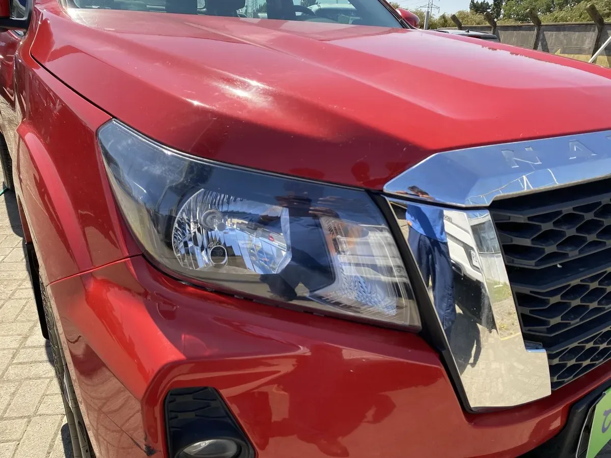 Nissan Navara 2.3d Xe Diesel 4x2 Dob.cab. Mt 4p año 2024