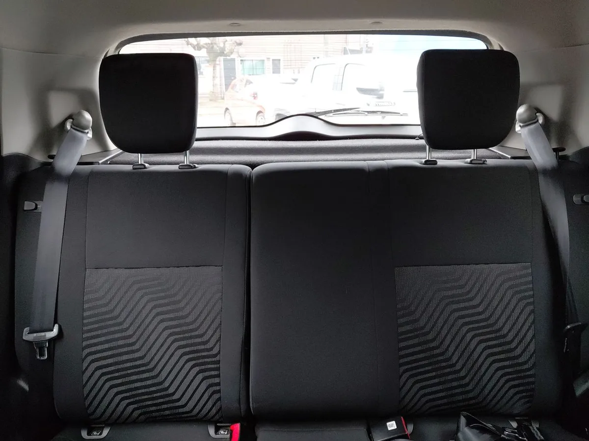 Suzuki Swift 1.2 Gl 4x2 Hb Mt 5p año 2024