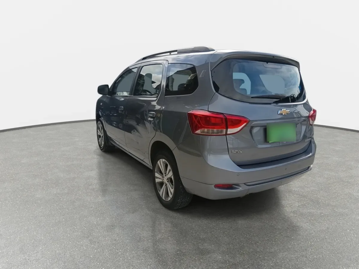 Chevrolet Spin 1.8 Premier 4x2 Mt 5p año 2021