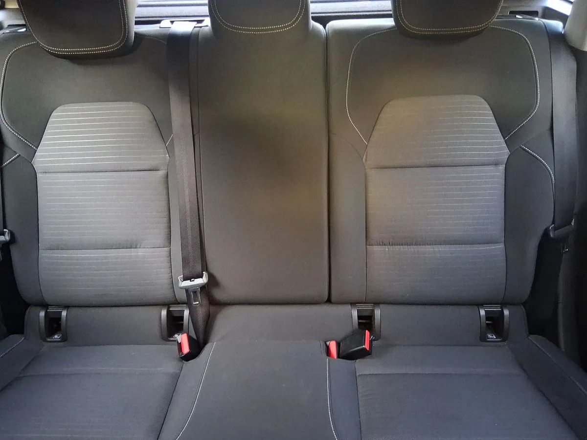 Renault Arkana 1.3l Life 4x2 At 5p año 2022