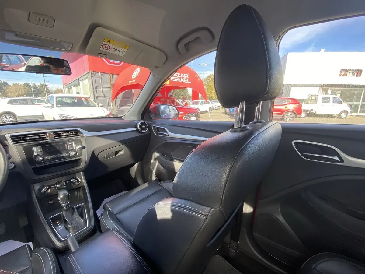 MG Mg Zs 1.5 Std At 5p año 2020