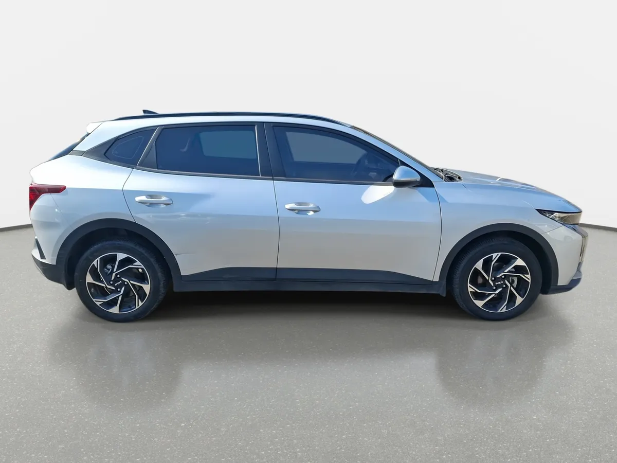 Kia K3 Cross 1.6 Ex 4x2 At 5p año 2024