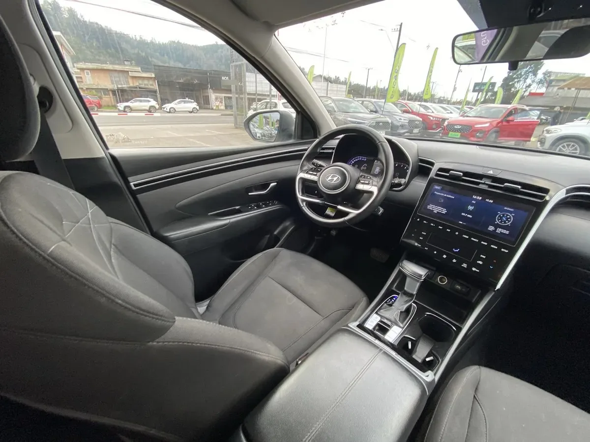 Hyundai Tucson 2.0 Nx4 Plus 4wd At 5p año 2022