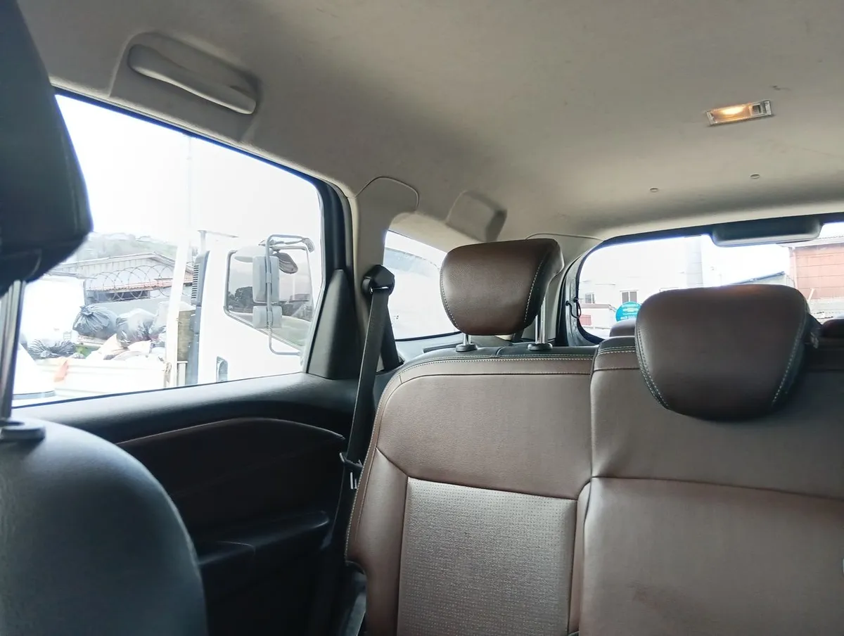 Chevrolet Spin 1.8 Premier 4x2 Mt 5p año 2021