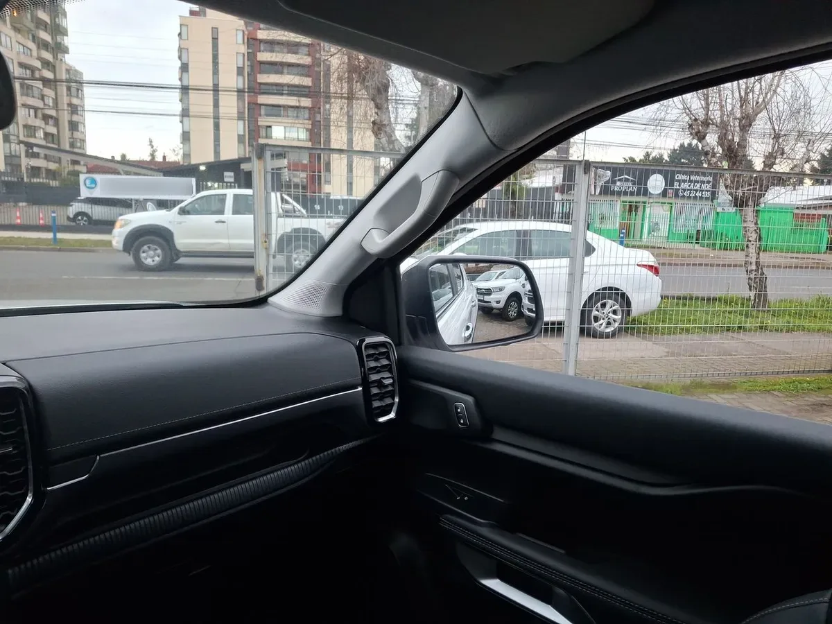 Ford Ranger 3.0 Ltd Diesel 4x4 Dob. Cab. At 4p año 2026