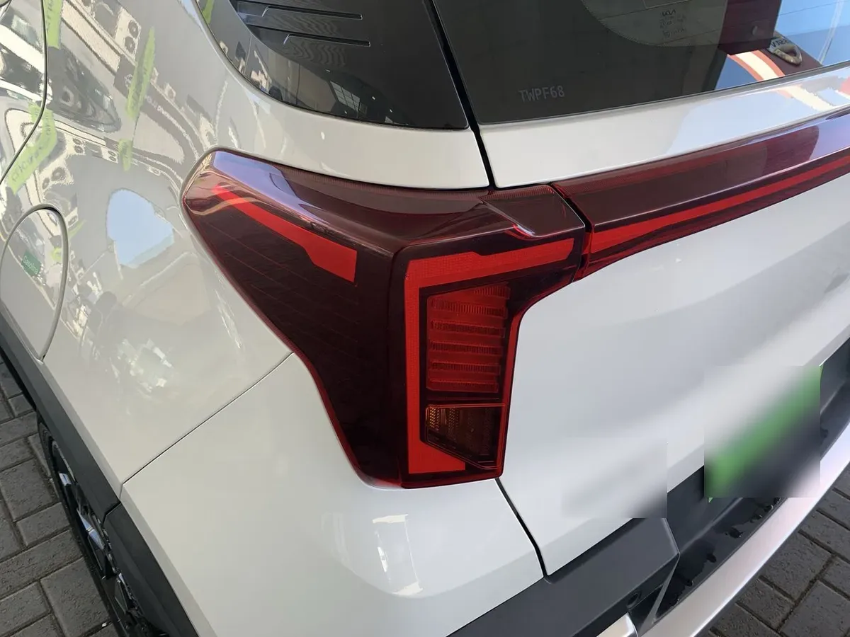 Kia Sonet 1.5 Ex 4x2 Ivt At 5p año 2025