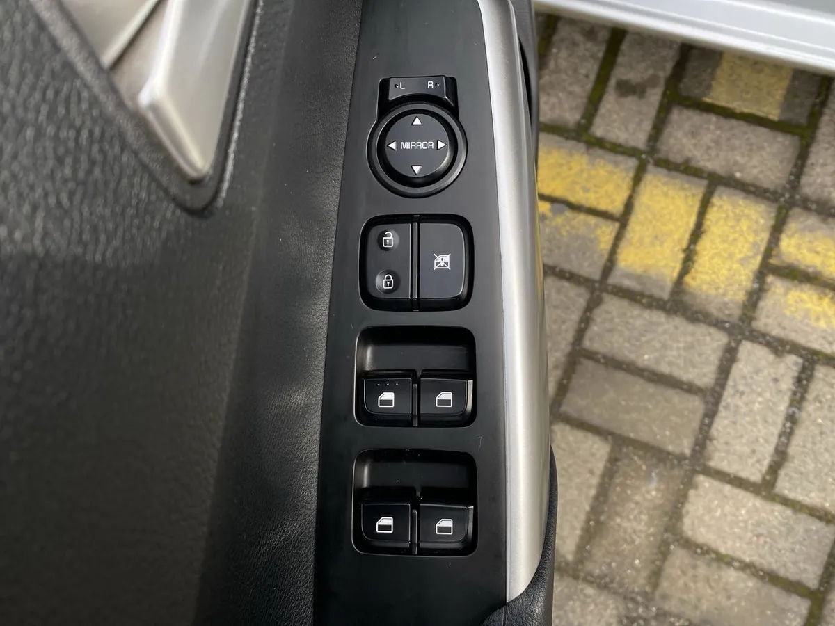 Kia Morning 1.0 Ex 4x2 5mt 5p año 2025