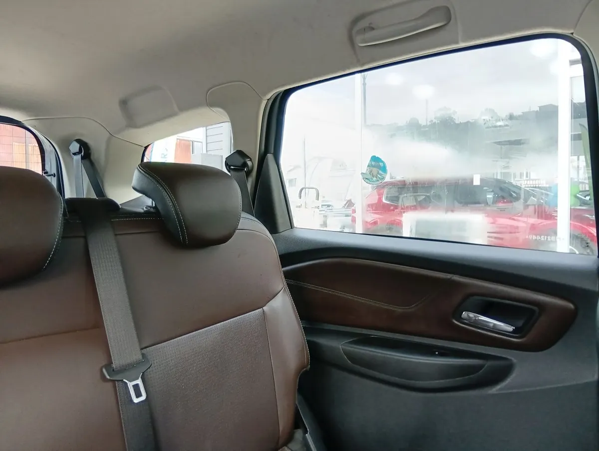 Chevrolet Spin 1.8 Premier 4x2 Mt 5p año 2021