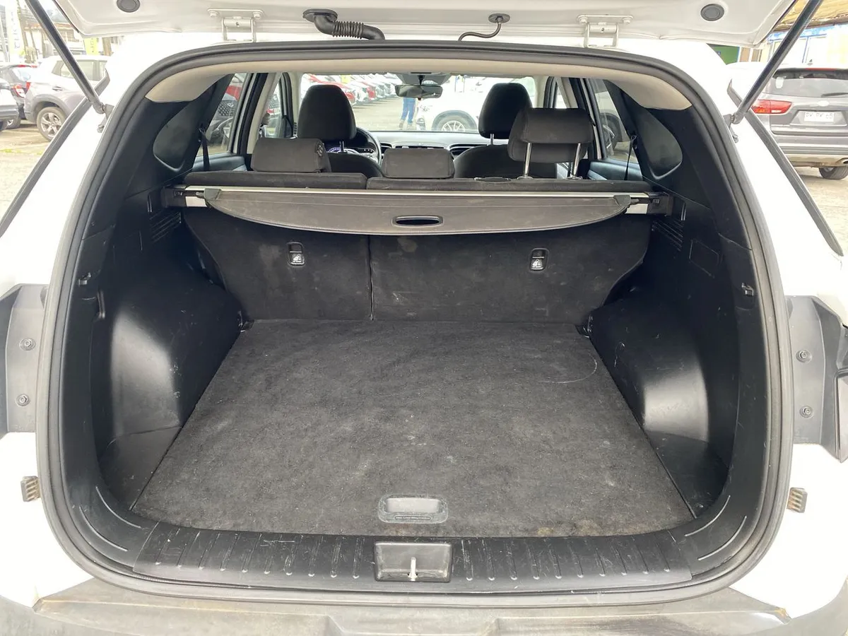 Hyundai Tucson 2.0 Nx4 Plus 4wd At 5p año 2022