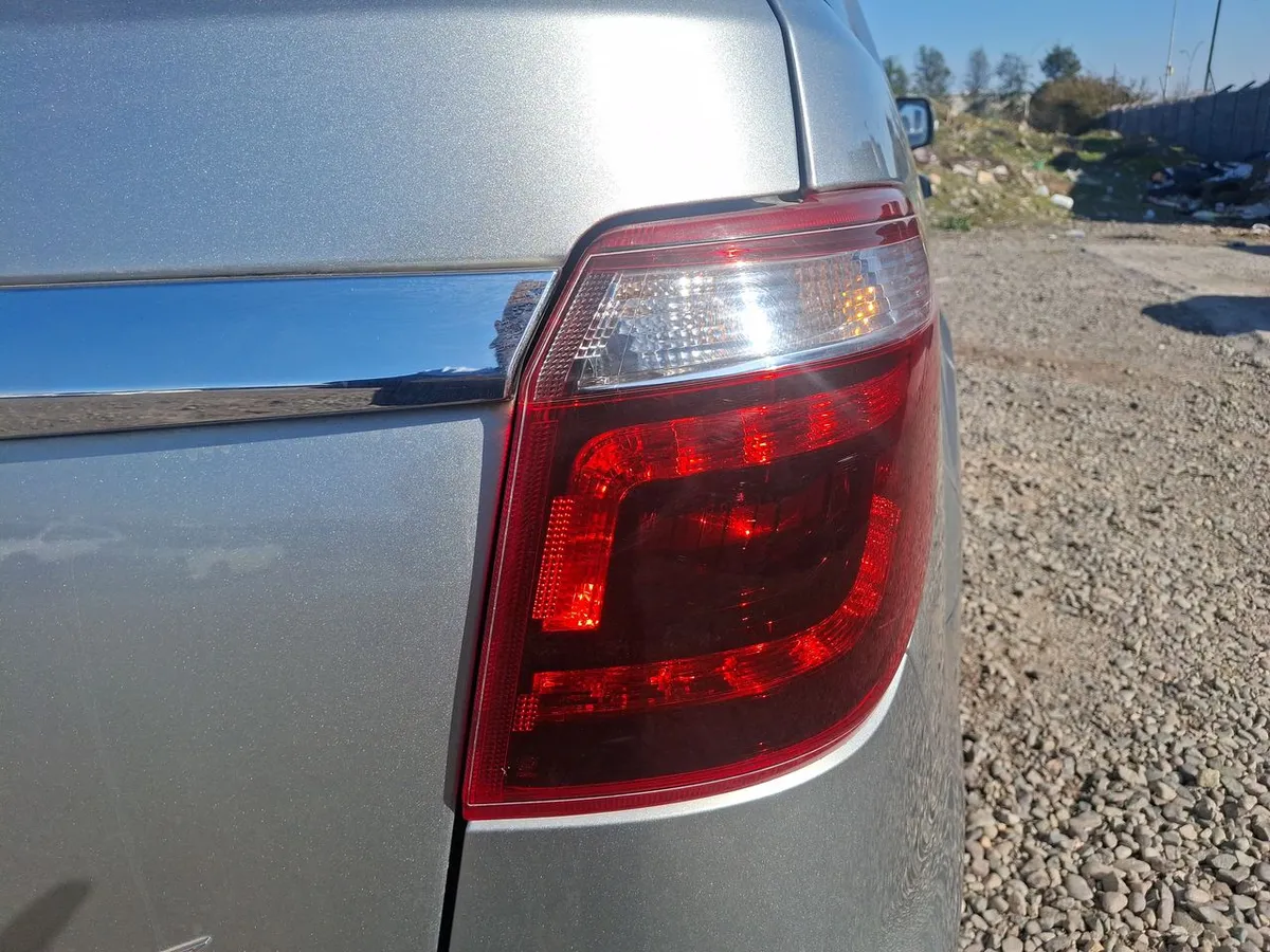 Changan Cx70 1.6 Luxury Connect 4x2 Mt 5p año 2018