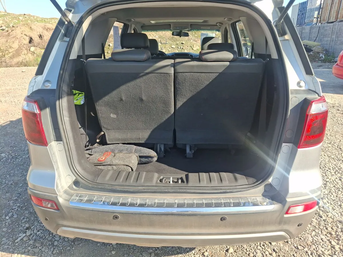 Changan Cx70 1.6 Luxury Connect 4x2 Mt 5p año 2018