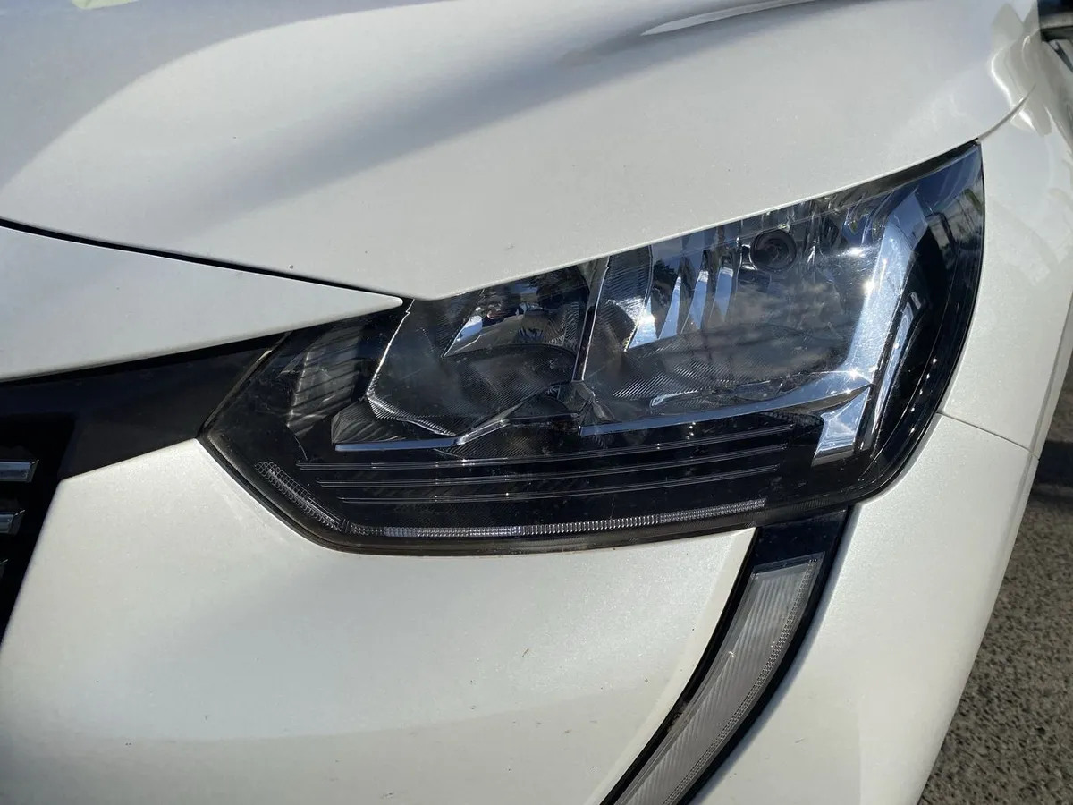 Peugeot 208 1.2 Style Puretech 75 Euro 6 Mt 5p año 2023