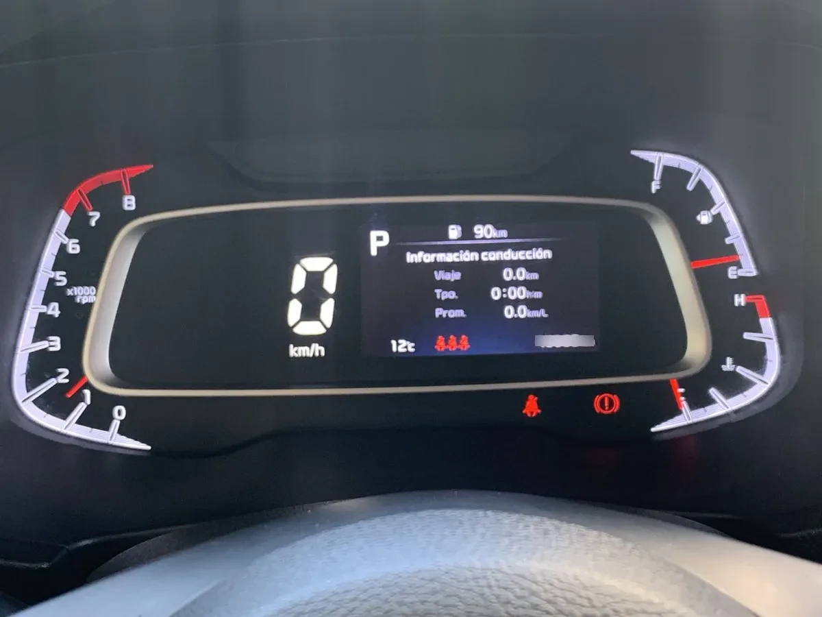 Kia Sonet 1.5 Ex 4x2 Ivt At 5p año 2025