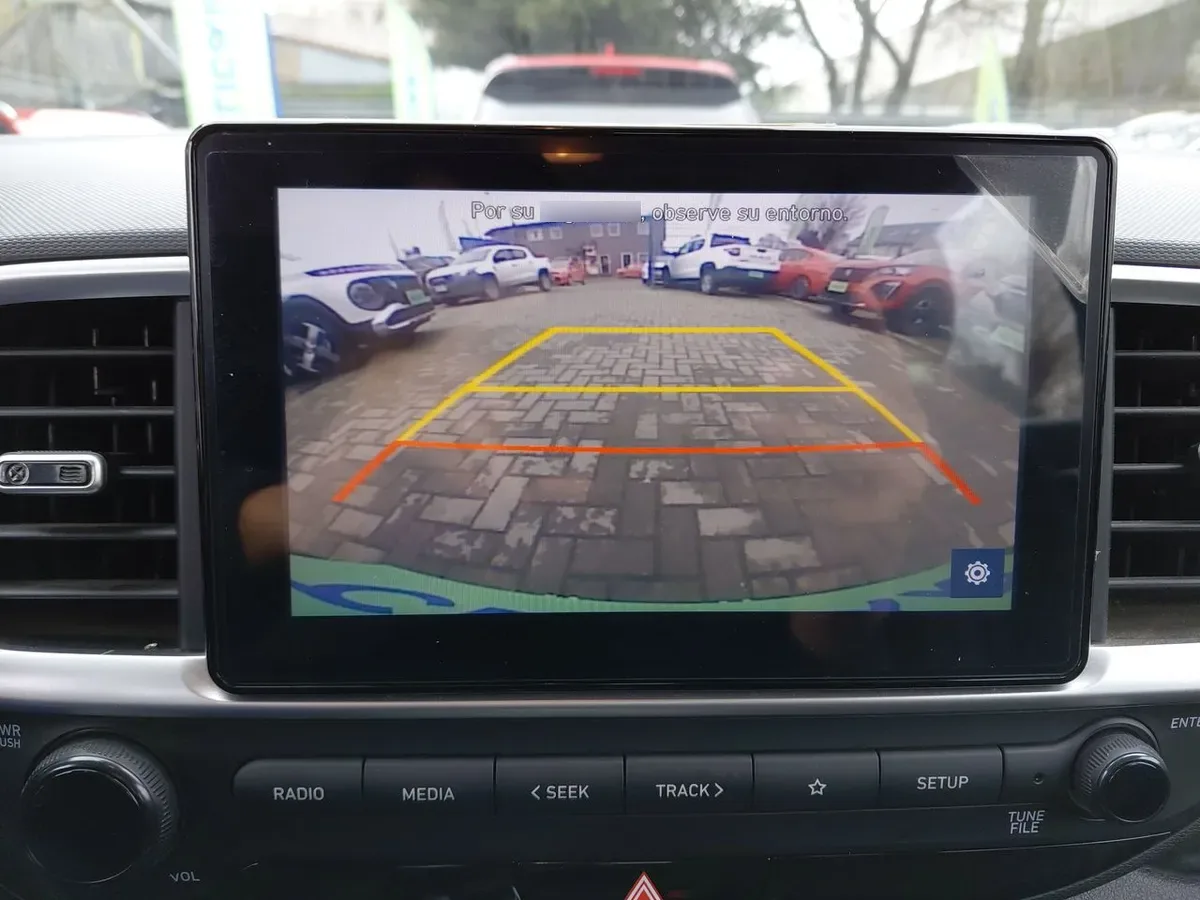 Hyundai Venue 1.6 Qx Plus 4x2 Mt 5p año 2023