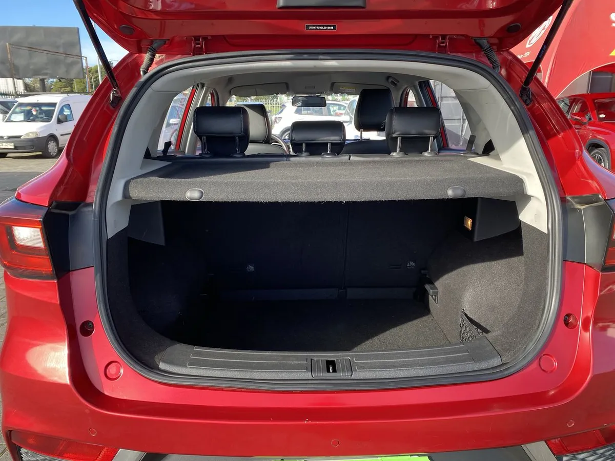 MG Mg Zs 1.5 Std At 5p año 2020
