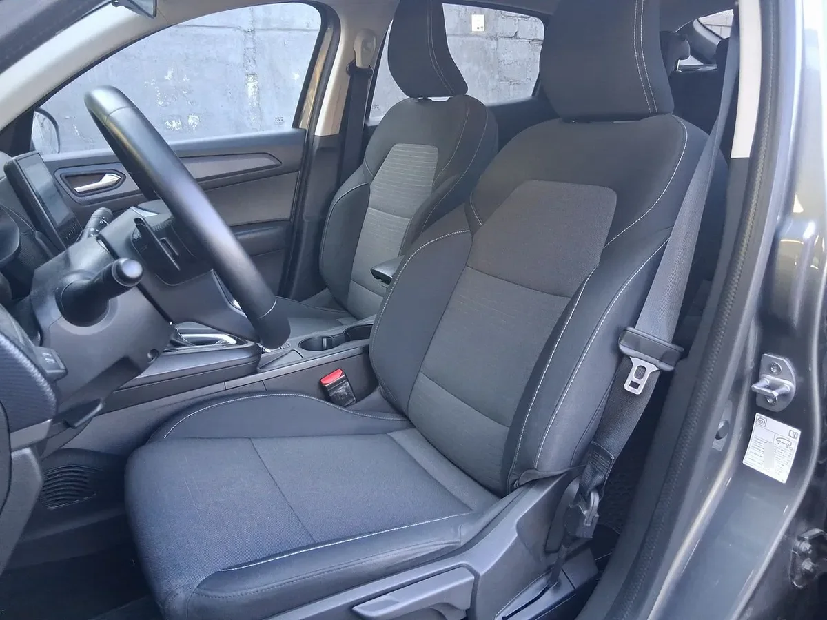 Renault Arkana 1.3l Life 4x2 At 5p año 2022