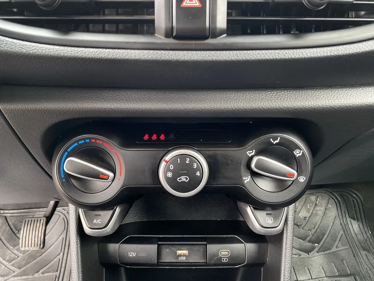 Kia Morning 1.0 Ex 4x2 5mt 5p año 2025